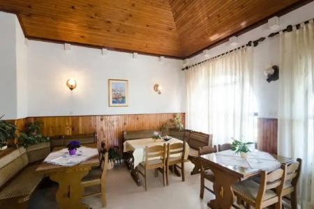 Guesthouse Moretic - 9