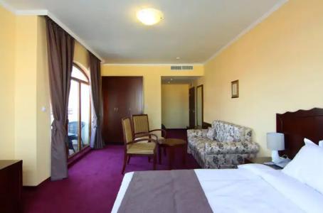 The Vineyards Spa & Resort - 2