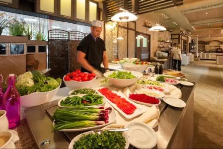 HIs Imperial Resort - 11