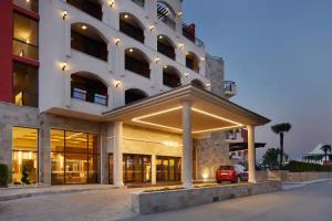 Hotel Nobel Ultra All Inclusive - FREE Beach Access, Sunny Beach