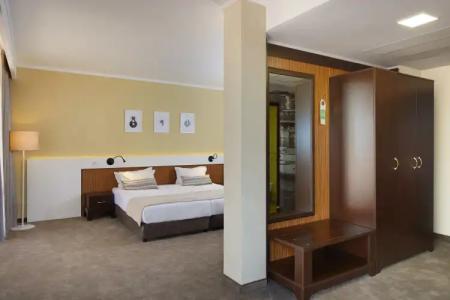 Nobel Ultra All Inclusive - FREE Beach Access - 3