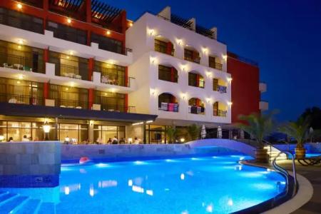 Nobel Ultra All Inclusive - FREE Beach Access - 18