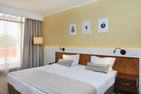 Nobel Ultra All Inclusive - FREE Beach Access - 77