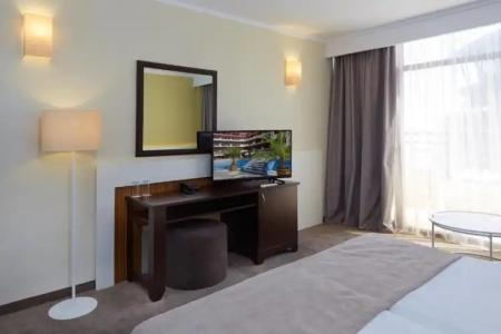 Nobel Ultra All Inclusive - FREE Beach Access - 60