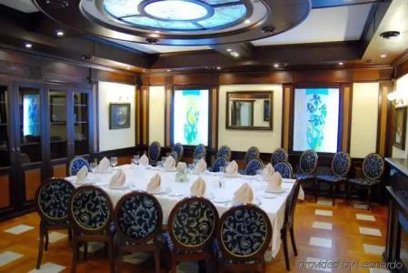 Reikartz Ривер Николаев - 25