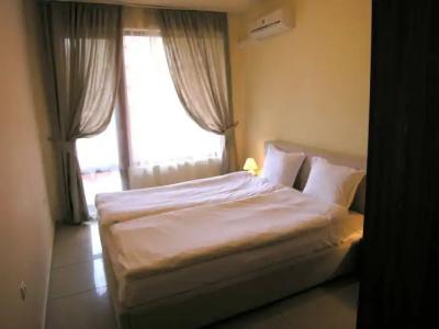 Apartment Complex Sunflower - 3