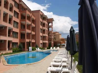 Apartment Complex Sunflower - 11