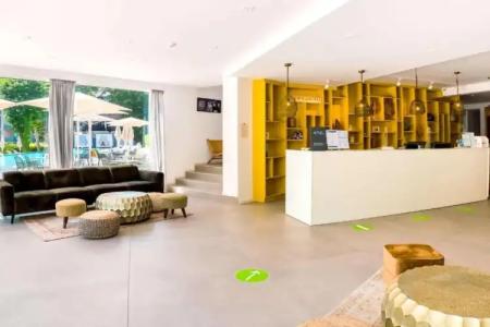 ibis Styles Golden Sands Roomer - 1