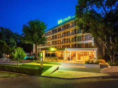 ibis Styles Golden Sands Roomer - 22