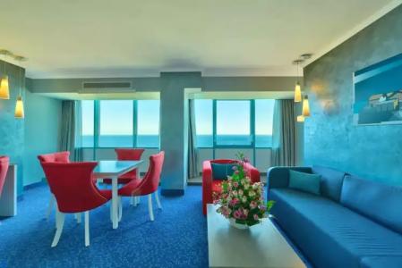 International Casino & Tower Suites - 142