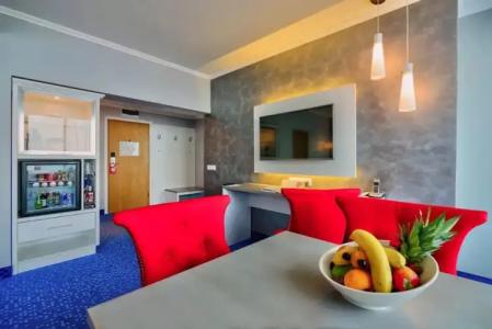 International Casino & Tower Suites - 146