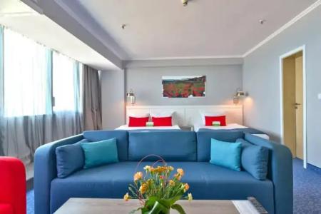 International Casino & Tower Suites - 115