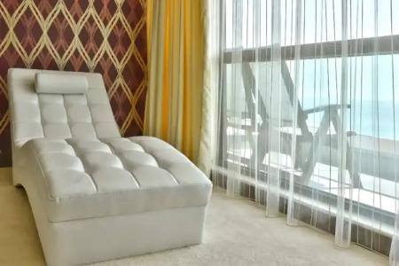 International Casino & Tower Suites - 137