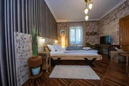 Platan Garden Rooms & Restaurant - 20
