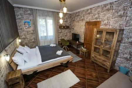 Platan Garden Rooms & Restaurant - 15
