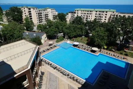 Apart Golden Line - 30