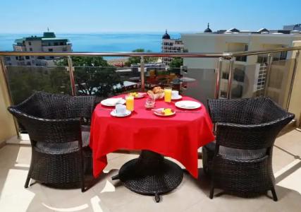 Apart Golden Line - 34