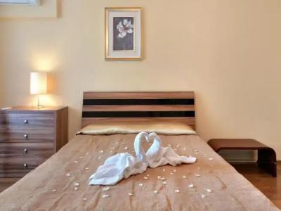 Apart Golden Line - 49