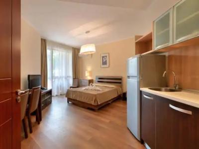 Apart Golden Line - 41