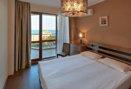 Apart Golden Line - 122