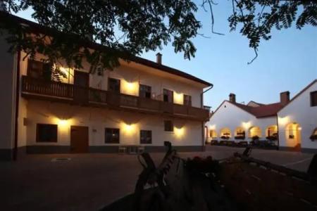 Régi Posta Étterem és Fogadó - 12