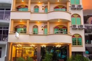 Loona Hotel, Hulhumale