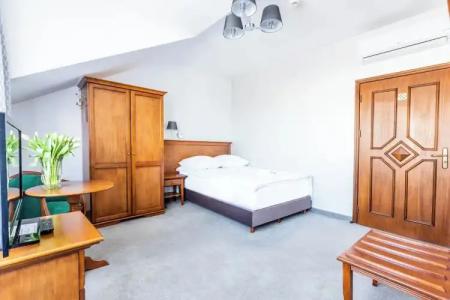 Pod Złotą Różą - 47