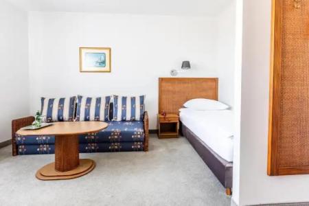 Pod Złotą Różą - 62