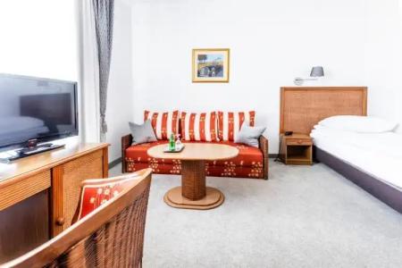 Pod Złotą Różą - 65