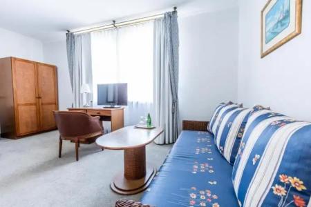 Pod Złotą Różą - 69