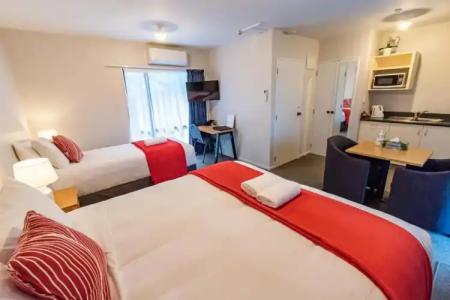 Riccarton Mall Motel - 96