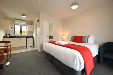 Riccarton Mall Motel - 116