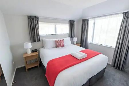 Riccarton Mall Motel - 85