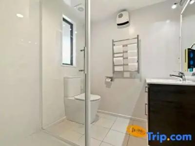 Riccarton Mall Motel - 93