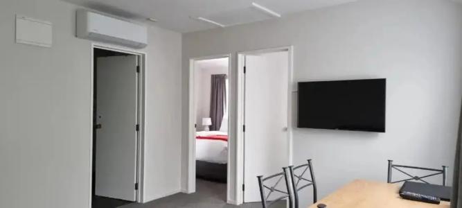 Riccarton Mall Motel - 84