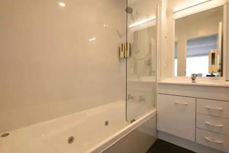 Riccarton Mall Motel - 80