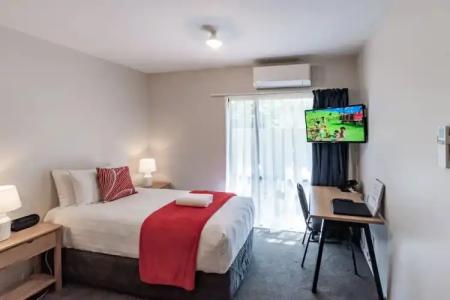 Riccarton Mall Motel - 127