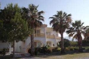 Paradise Holiday Bungalows, Kyrenia