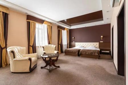 Губернский - 127