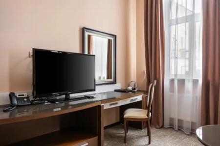 Губернский - 107