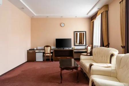 Губернский - 122