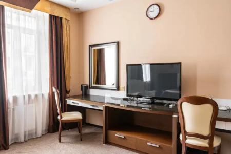 Губернский - 111