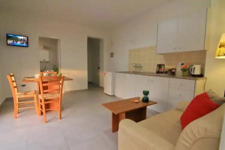 P. Ioannou Flats - 10