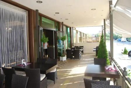 Central Plaza - 17