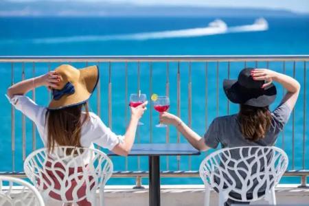 Galeria Valeria Seaside Downtown - Mag Quaint & Elegant Boutiques - 217