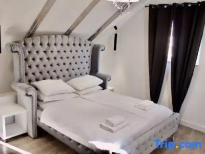 Galeria Valeria Seaside Downtown - Mag Quaint & Elegant Boutiques - 224