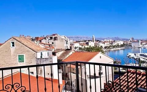 Galeria Valeria Seaside Downtown - Mag Quaint & Elegant Boutiques - 238