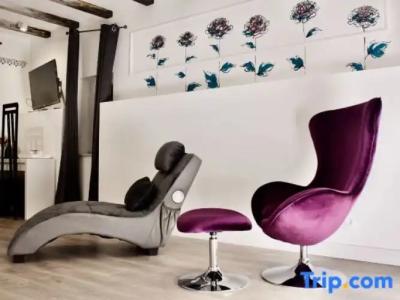 Galeria Valeria Seaside Downtown - Mag Quaint & Elegant Boutiques - 226