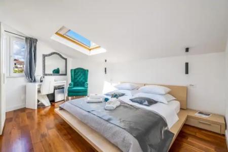 Galeria Valeria Seaside Downtown - Mag Quaint & Elegant Boutiques - 56