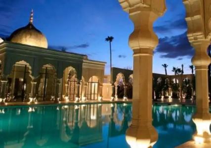 Palais Namaskar - 101